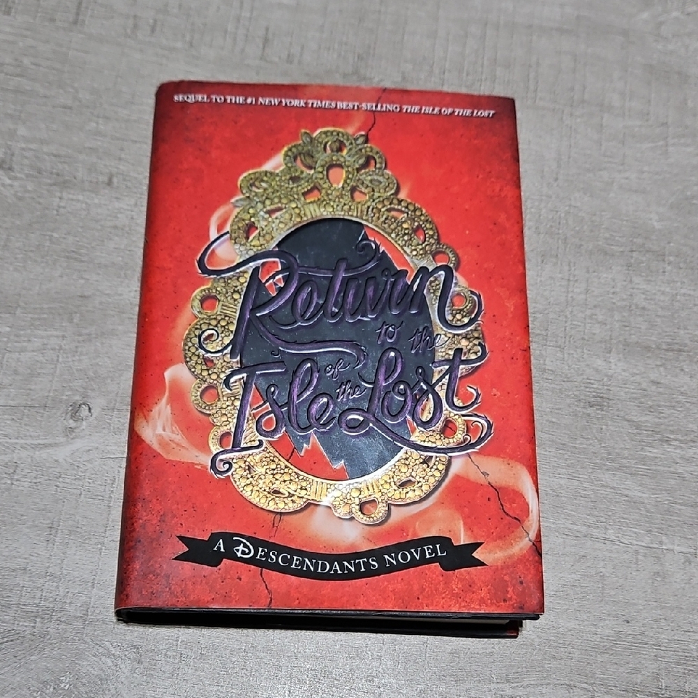 Disney Descendants: Return to the Isle of the Lost Book By Melissa De La Cruz